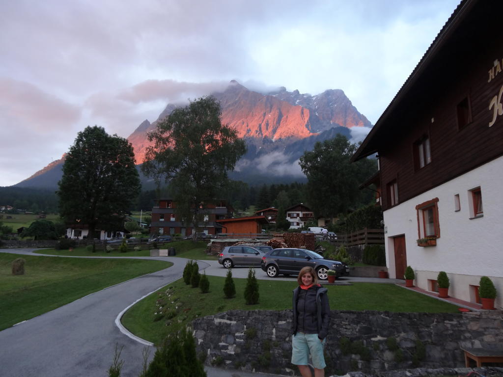 Haus Karl's Ruh Bed & Breakfast Ehrwald Bagian luar foto