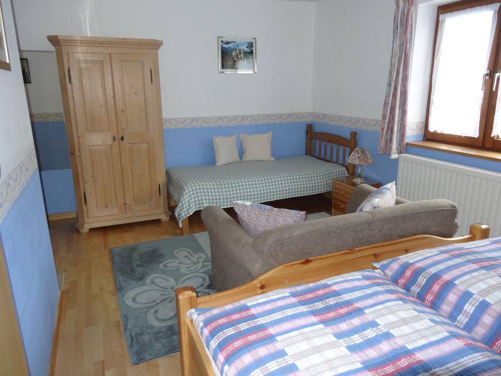 Haus Karl's Ruh Bed & Breakfast Ehrwald Ruang foto