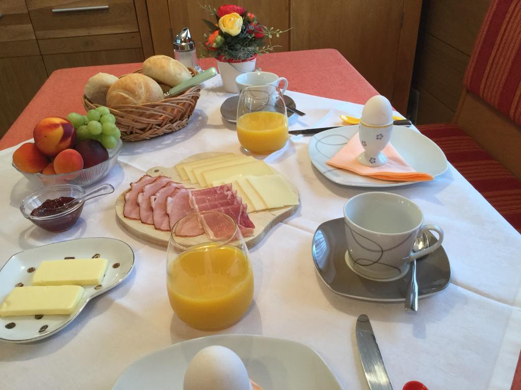 Haus Karl's Ruh Bed & Breakfast Ehrwald Bagian luar foto